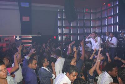 BANDA REAL SE ADUEÑA MERCADO CAPITALEÑO