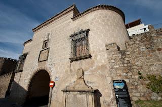 Restauración Fachadas Ermita de la Salud (Plasencia, Cáceres, España)