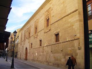 Restauración Fachada Palacio de los Momos, Zamora (España)