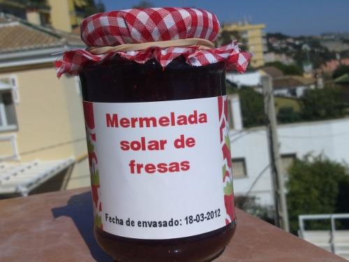 Como preparar mermelada de fresa en la cocina solar