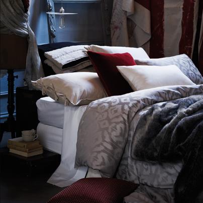 El magnífico universo textil de Aura