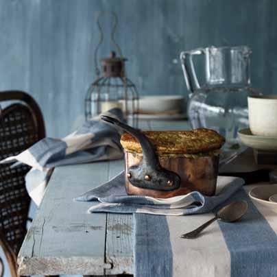 El magnífico universo textil de Aura