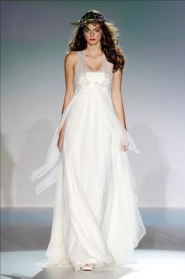 Raimon Bundó llena la Pasarela Gaudí de luz y color inspirandose en cuadros de Monet