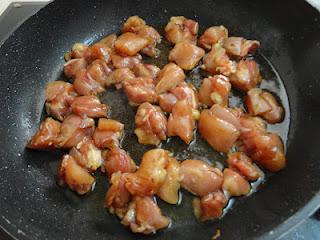 Pollo con almendras (estilo chino)