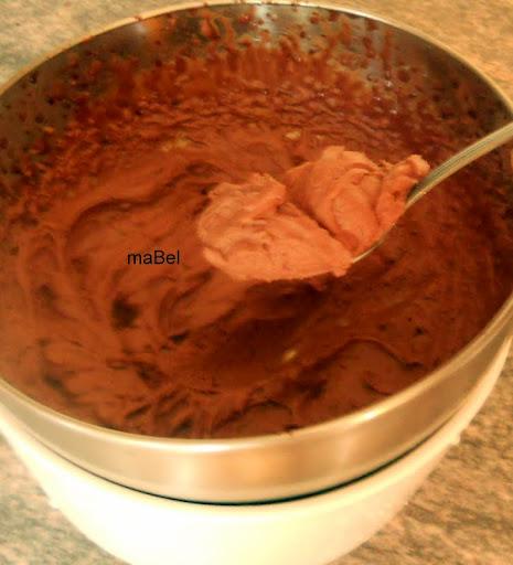 Mousse de sólo chocolate y agua (nada mas)