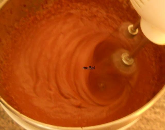 Mousse de sólo chocolate y agua (nada mas)
