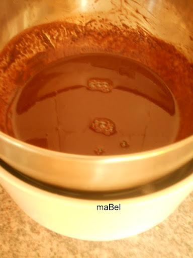 Mousse de sólo chocolate y agua (nada mas)