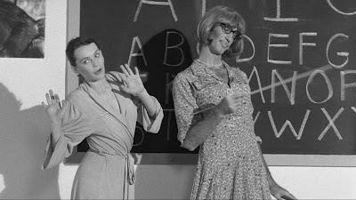 La Zona Prohibida (de excursión a la sexta dimensión)