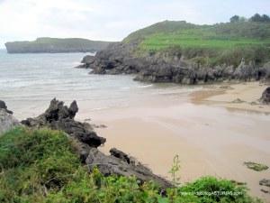 Playa de Sorraos: orilla