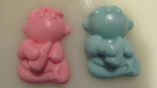 Jabón con forma de feto