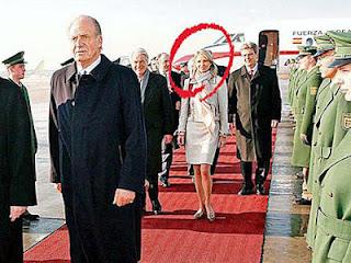 de monárquicos y monarcológos