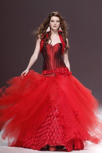 Jordi Dalmau: ¡Rompedor en la Bcn Bridal Week! Jordi Dalmau: ¡Rompedor en la Bcn Bridal Week!