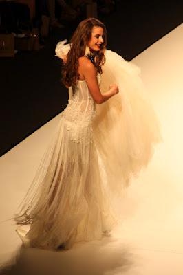 Jordi Dalmau, el showman de las Pasarelas, nos sorprende este año con vestidos de “Cuentos de Hadas”