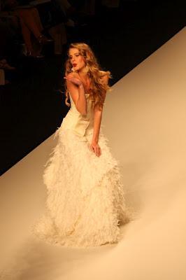 Jordi Dalmau, el showman de las Pasarelas, nos sorprende este año con vestidos de “Cuentos de Hadas”