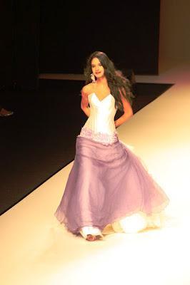 Jordi Dalmau, el showman de las Pasarelas, nos sorprende este año con vestidos de “Cuentos de Hadas”