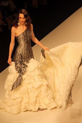 Jordi Dalmau, el showman de las Pasarelas, nos sorprende este año con vestidos de “Cuentos de Hadas”