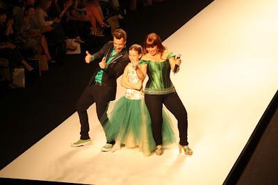 Jordi Dalmau, el showman de las Pasarelas, nos sorprende este año con vestidos de “Cuentos de Hadas”