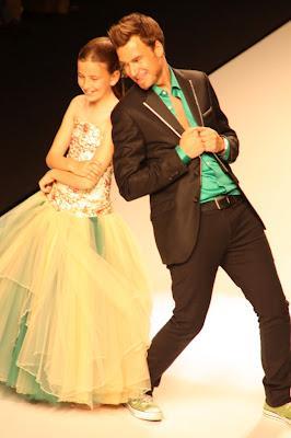 Jordi Dalmau, el showman de las Pasarelas, nos sorprende este año con vestidos de “Cuentos de Hadas”