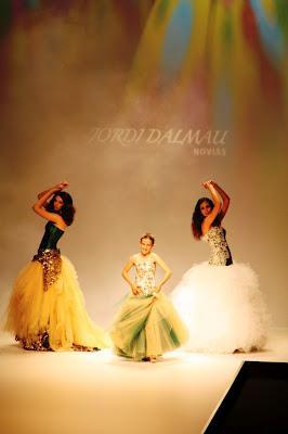 Jordi Dalmau, el showman de las Pasarelas, nos sorprende este año con vestidos de “Cuentos de Hadas”