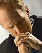 La depresión en la mediana edad se relaciona con más probabilidades de demencia posterior