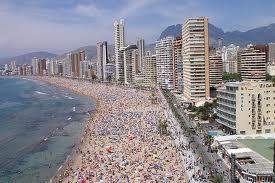 La Duquesa de Alba repetirá luna de miel en breve. Esta vez en Benidorm.