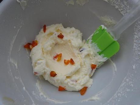 Tarta de mascarpone, nata y kumquat