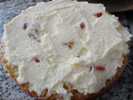 Tarta de mascarpone, nata y kumquat