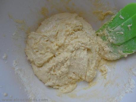 Tarta de mascarpone, nata y kumquat