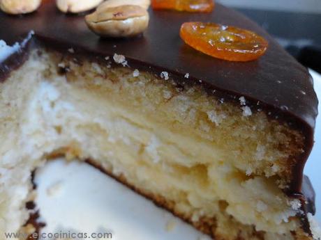 Tarta de mascarpone, nata y kumquat