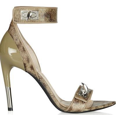 La Hoja Parroquial de la Moda.