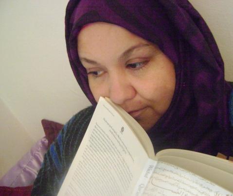 Feminista por la Gracia de Allah: Abriendo caminos al cambio social