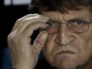 Con un gran regreso de Viatri, Boca Jrs es nuevamente puntero