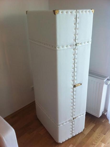 Ikea Hack: Baúl mueblebar con dos estructuras besta