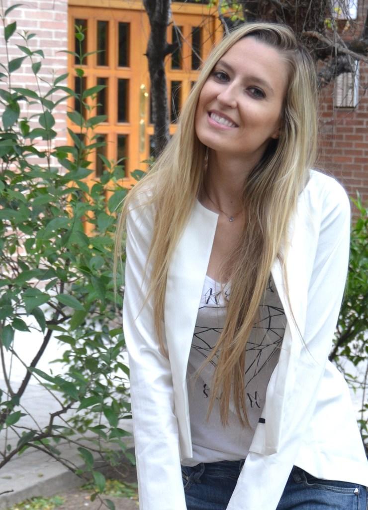 White blazer with sandals