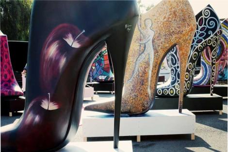 Actualidad: Zapatos gigantes en Madrid
