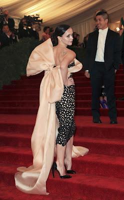 Ellos también tiran de lazada