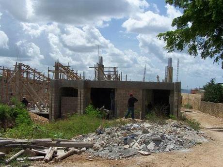 Proceso constructivo en La Romana, República Dominicana