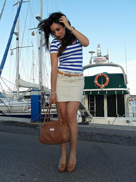 Look of the day: Navy Style Navy_lovelystyle7