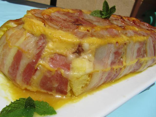 Pastel de tortilla y carne