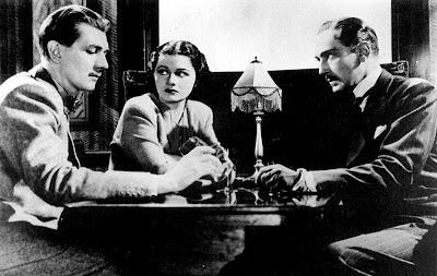 Recordando a Hitchcock (III): Alarma en el expreso