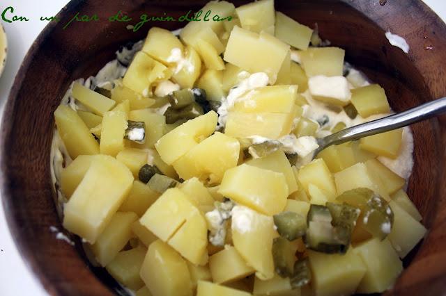 Ensalada de patatas cremosa