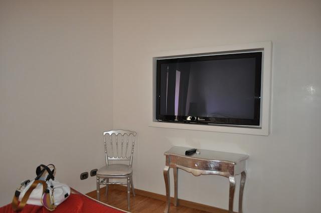 ESCAPADA A ROMA. DURMIENDO JUNTO A LA FONTANA