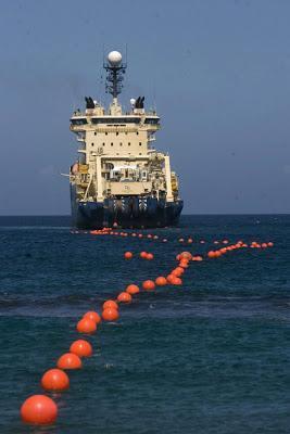 Cable submarino Cuba-Venezuela ya está operativo, informó  ministro venezolano