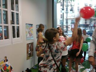 Crónica de la inuguración en Valencia de la librería-cafetería Rana Books