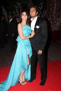 Karan Johar celebró su 40 cumpleaños rodeado de las estrellas de Bollywood