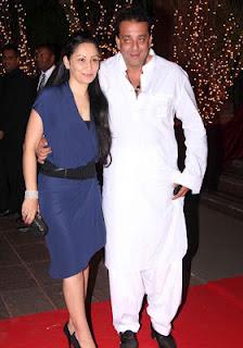 Karan Johar celebró su 40 cumpleaños rodeado de las estrellas de Bollywood