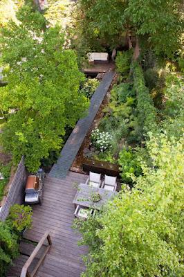 Un jardín alargado en Toronto