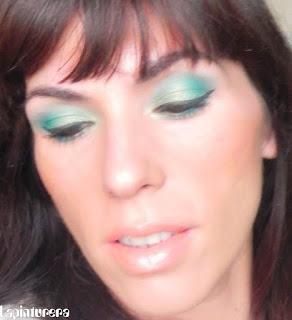 Aída me lanzó el guante: look con Appletini y Poolside