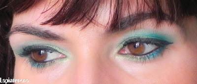 Aída me lanzó el guante: look con Appletini y Poolside