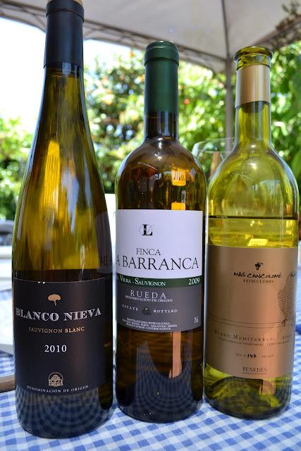 BLANCO NIEVA SAUVIGNON BLANC 2010 // FINCA LA BARRANCA 2009 // MAS CAN COLOMÉ BLANC MEDITERRANI 2009